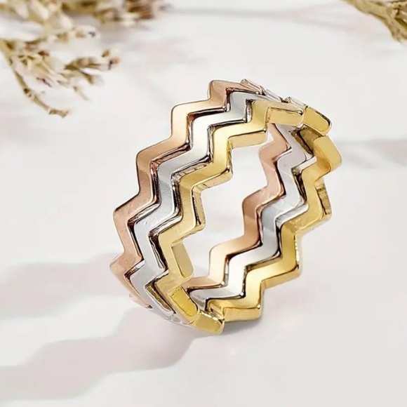 3pcs Chic Stacking Rings Made Of Stainless Steel Plated Trendy Wave Design - Picture 1 of 5